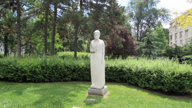 Spomenik Nadeždi Petrović Pionirski park Beograd