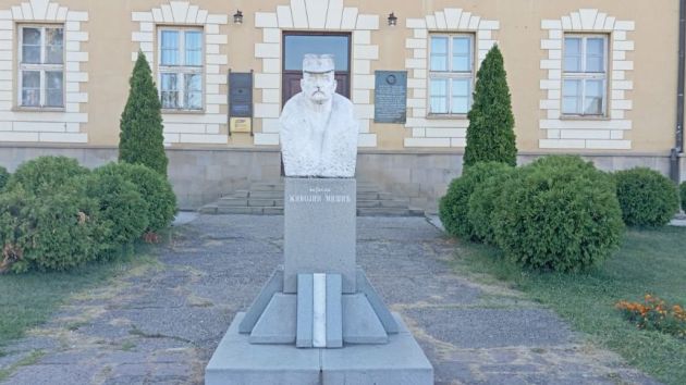 spomenik vojvodi Živojinu Mišiću Gornji Milanovac